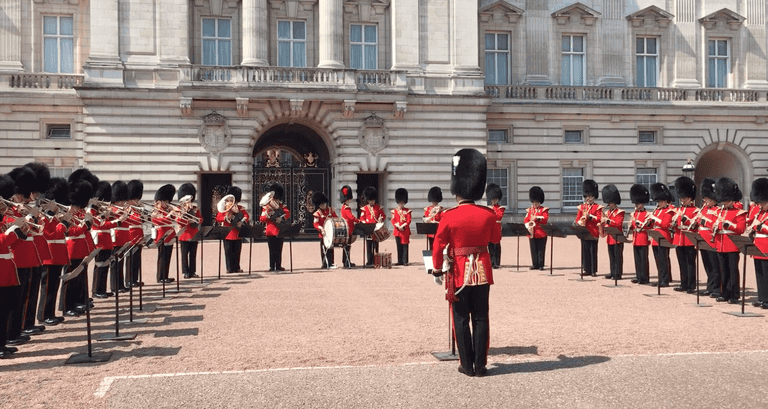 WATCH: British Army Band plays “Three Lions” at the Changing of the Guard WATCH: British Army Band plays “Three Lions” at the Changing of the Guard