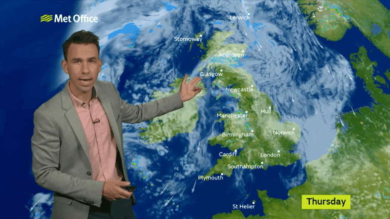 UK weather warning issued with hurricane expected to hit Britain tomorrow UK weather warning issued with hurricane expected to hit Britain tomorrow