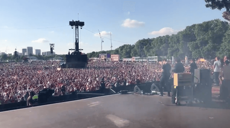 WATCH: The Lightning Seeds playing “Three Lions” in front of 30,000 England fans is as awe-inspiring as you’d expect WATCH: The Lightning Seeds playing “Three Lions” in front of 30,000 England fans is as awe-inspiring as you’d expect