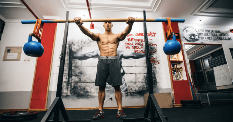 Want to gain significant strength? Train with bands and chains Want to gain significant strength? Train with bands and chains