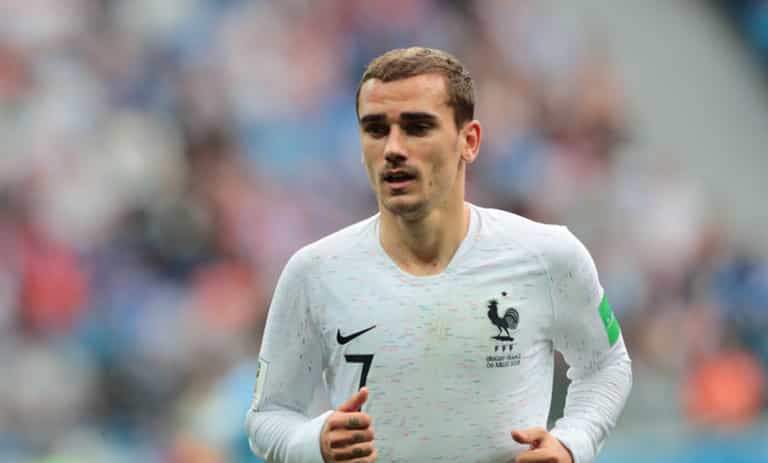 Luis Suarez unimpressed by Antoine Griezmann’s show of respect Luis Suarez unimpressed by Antoine Griezmann’s show of respect