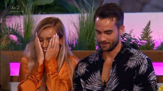 Love Island fan points out awkward ‘staged’ moment from Friday’s episode Love Island fan points out awkward ‘staged’ moment from Friday’s episode