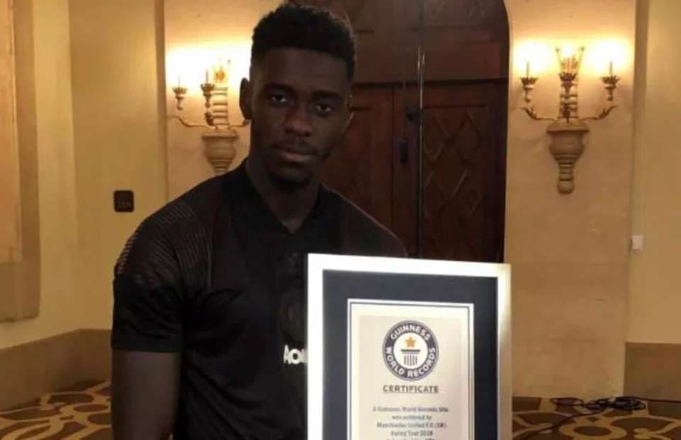 Manchester United player breaks Guinness World Record for Hungry Hungry Hippos on US tour
