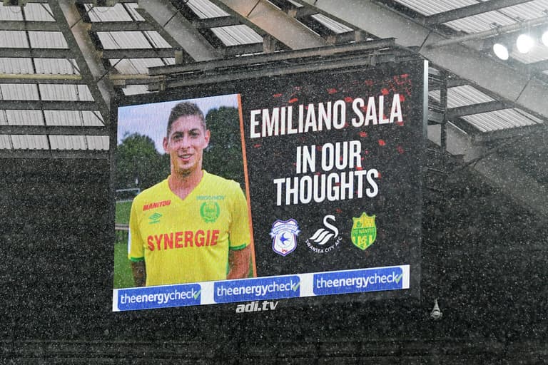 Emiliano Sala’s family raise €300k needed to restart the search for him Emiliano Sala’s family raise €300k needed to restart the search for him