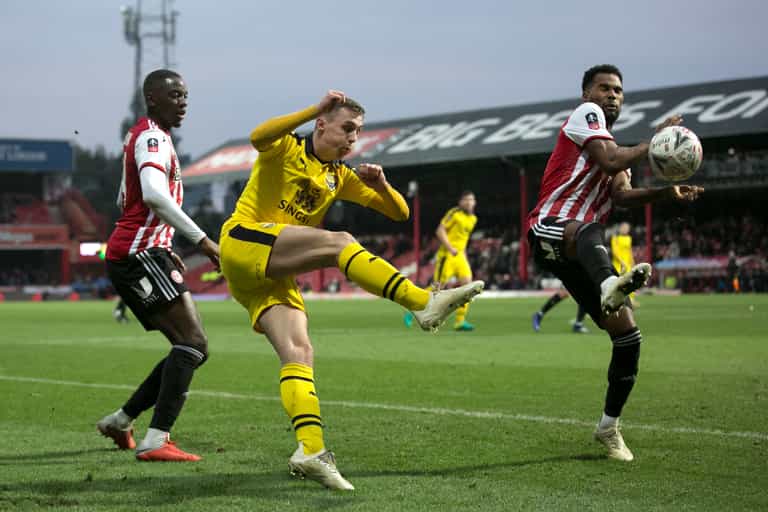 Leaked footage shows Oxford United winger ‘masturbating on street’ Leaked footage shows Oxford United winger ‘masturbating on street’