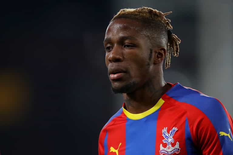 Borussia Dortmund willing to break transfer record for Wilfried Zaha Borussia Dortmund willing to break transfer record for Wilfried Zaha