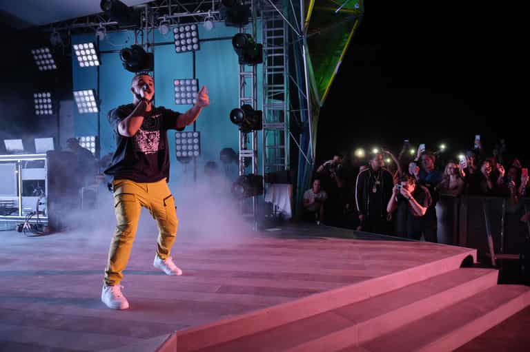 Drake announces UK tour Drake announces UK tour