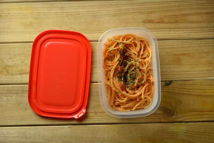 Student, 20, dies after eating five-day-old leftover pasta Student, 20, dies after eating five-day-old leftover pasta