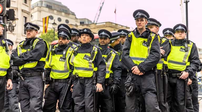 Nearly 1,000 UK police set for deployment in Northern Ireland in event of no-deal Brexit Nearly 1,000 UK police set for deployment in Northern Ireland in event of no-deal Brexit