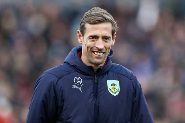 Burnley fans welcome Peter Crouch with perfect sign on top of bridge Burnley fans welcome Peter Crouch with perfect sign on top of bridge