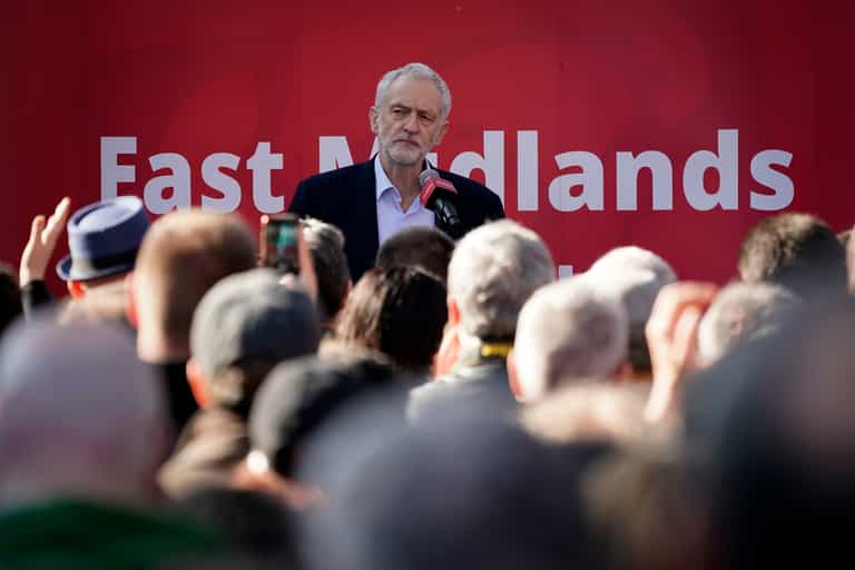 Jeremy Corbyn apes Donald Trump and attacks ‘mainstream media’ Jeremy Corbyn apes Donald Trump and attacks ‘mainstream media’