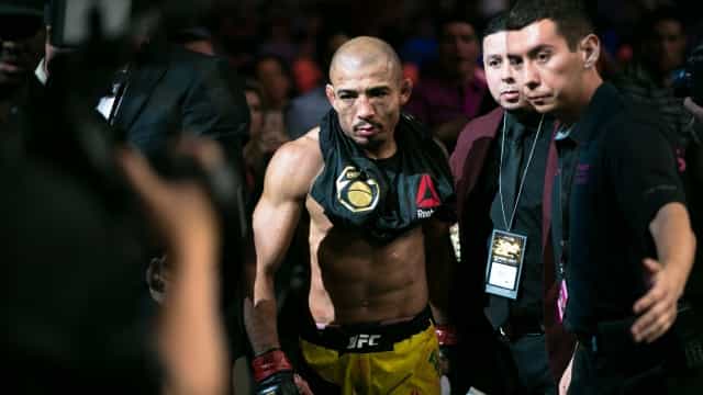 Jose Aldo actually apologised to Renato Moicano for knocking him out Jose Aldo actually apologised to Renato Moicano for knocking him out