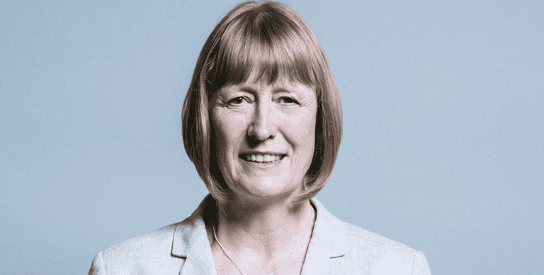 Labour MP Joan Ryan becomes eighth MP to quit party to join Independent Group Labour MP Joan Ryan becomes eighth MP to quit party to join Independent Group