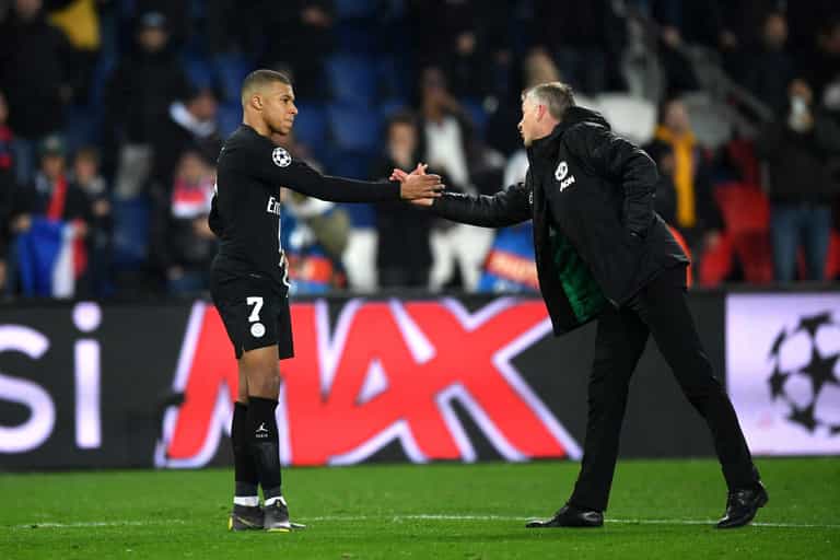 Kylian Mbappe receives enormous fine for arriving late to PSG training Kylian Mbappe receives enormous fine for arriving late to PSG training