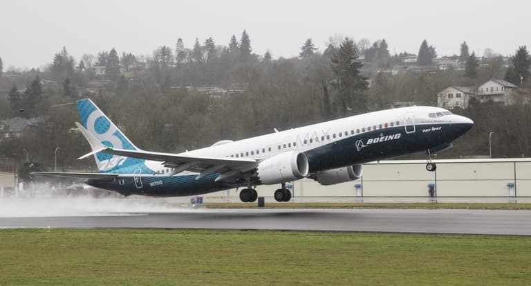 Major airports ban Boeing 737 Max plane after Ethiopian Airlines crash Major airports ban Boeing 737 Max plane after Ethiopian Airlines crash