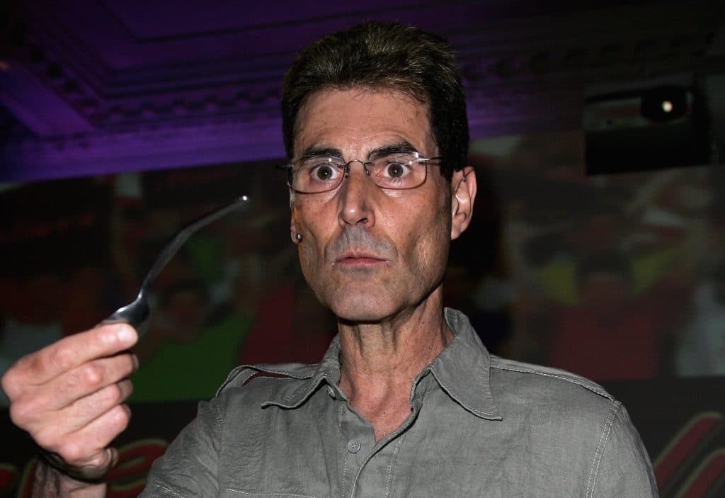 Uri Geller threatens to ‘telepathically’ stop Brexit if Theresa May doesn’t