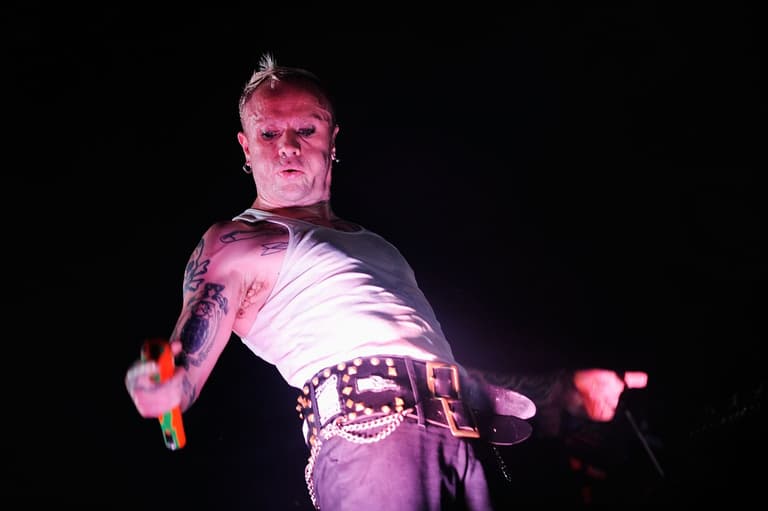 Prodigy fans hold impromptu rave at Keith Flint funeral service Prodigy fans hold impromptu rave at Keith Flint funeral service