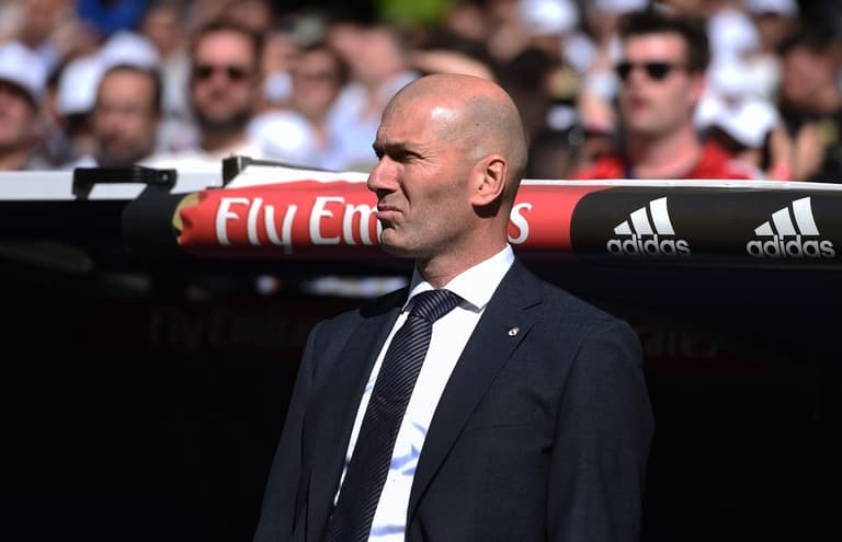 Real Madrid and Chelsea to face off in legends match this summer Real Madrid and Chelsea to face off in legends match this summer