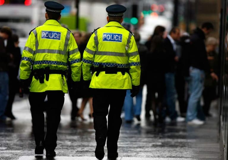 University of Glasgow evacuated after ‘suspicious package’ found University of Glasgow evacuated after ‘suspicious package’ found