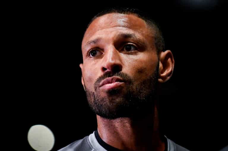 Kell Brook calls Amir Khan ‘a joker’ who ‘needs a good smack’ Kell Brook calls Amir Khan ‘a joker’ who ‘needs a good smack’