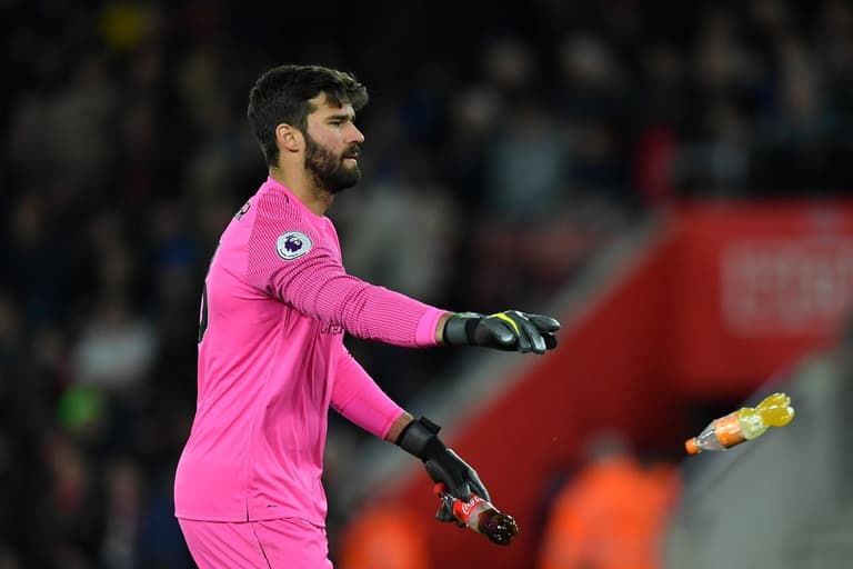 Alisson has equalled David de Gea’s best ever season with four games to spare Alisson has equalled David de Gea’s best ever season with four games to spare