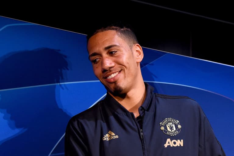 No hard feelings between Lionel Messi and Chris Smalling after Manchester United played Barcelona No hard feelings between Lionel Messi and Chris Smalling after Manchester United played Barcelona