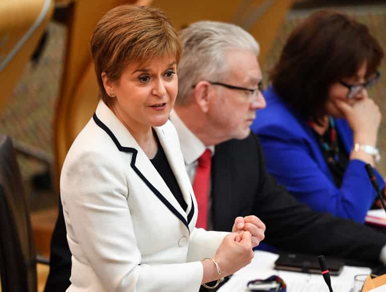Nicola Sturgeon calls for Scottish independence referendum by 2021 Nicola Sturgeon calls for Scottish independence referendum by 2021