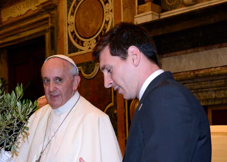 Pope Francis doesn’t think we should be calling Lionel Messi “God” Pope Francis doesn’t think we should be calling Lionel Messi “God”