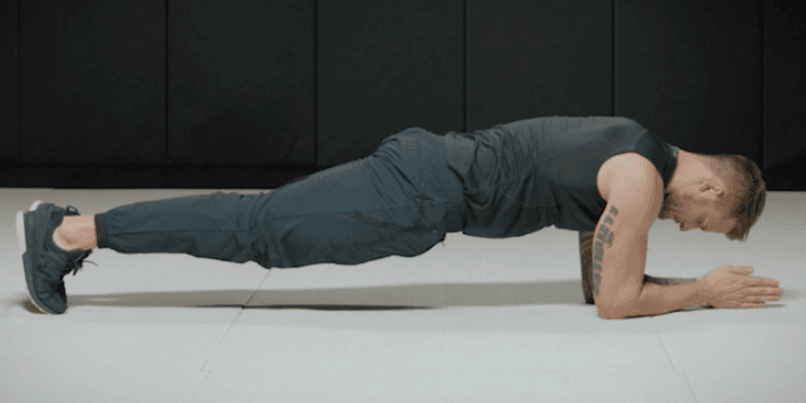 Chris Hemsworth’s Avengers: Endgame stuntman shares his core workout for abs of steel Chris Hemsworth’s Avengers: Endgame stuntman shares his core workout for abs of steel