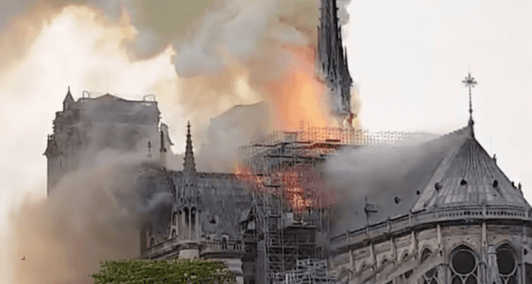 The moment Notre Dame’s world-famous spire fell The moment Notre Dame’s world-famous spire fell