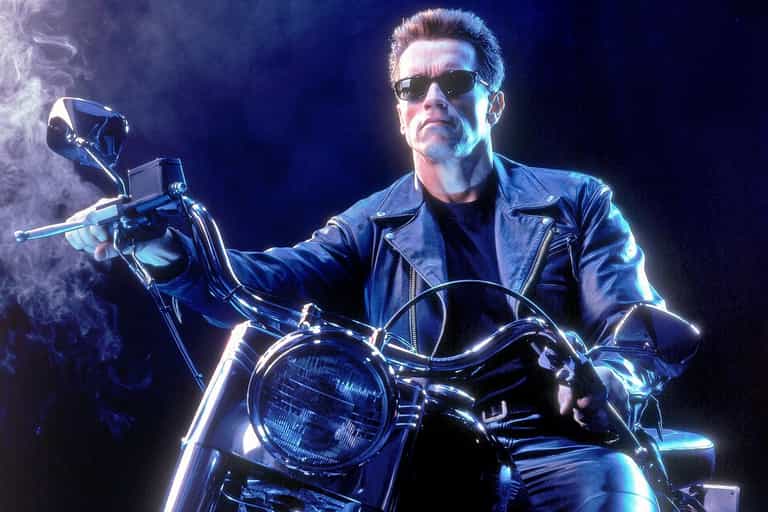 Arnold Schwarzenegger shares the first image of him in the new Terminator movie Arnold Schwarzenegger shares the first image of him in the new Terminator movie