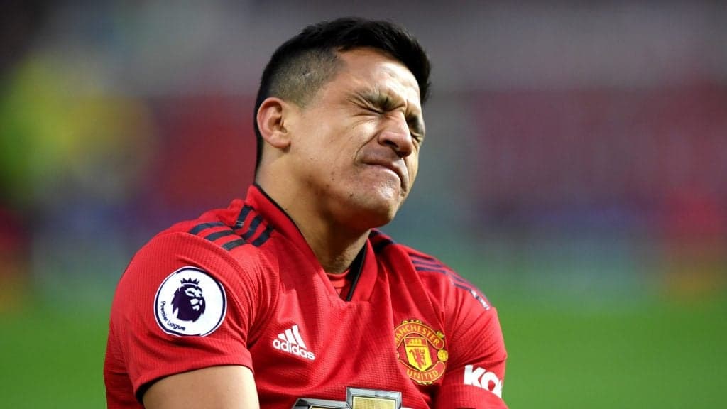 Alexis Sánchez apologises for disappointing season with Manchester United