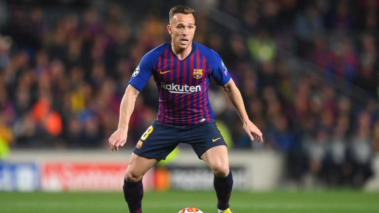 Burglars threatened to kill Arthur’s brother during Champions League semi-final Burglars threatened to kill Arthur’s brother during Champions League semi-final