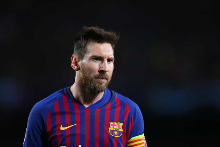Liverpool fans let off fireworks outside Barcelona team hotel ahead of Champions League clash Liverpool fans let off fireworks outside Barcelona team hotel ahead of Champions League clash