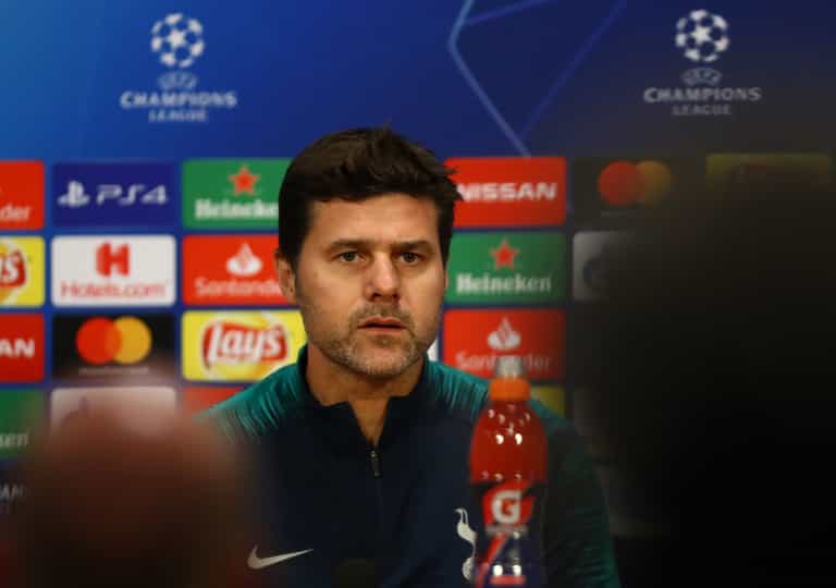 Mauricio Pochettino walks out of press conference after Harry Kane question Mauricio Pochettino walks out of press conference after Harry Kane question