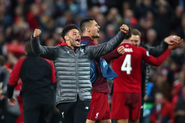 Oxlade-Chamberlain captures candid Klopp reaction to Barcelona victory from the bench Oxlade-Chamberlain captures candid Klopp reaction to Barcelona victory from the bench