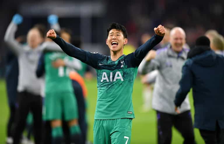 Son Heung-min being nice to teammates’ kids is the video you need to see right now Son Heung-min being nice to teammates’ kids is the video you need to see right now