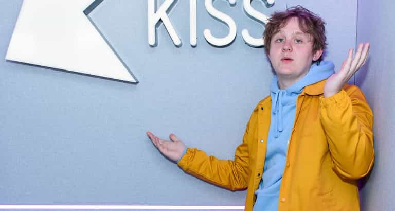 Lewis Capaldi came out to Shane McMahon’s entrance music at Radio 1’s Big Weekend Lewis Capaldi came out to Shane McMahon’s entrance music at Radio 1’s Big Weekend