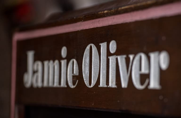 Leaked email reveals Jamie Oliver’s message to all staff after mass restaurant closure Leaked email reveals Jamie Oliver’s message to all staff after mass restaurant closure