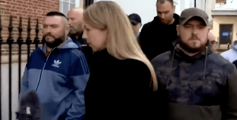 Tenacious journalist asks dissidents about their presence in Derry following Lyra McKee’s murder Tenacious journalist asks dissidents about their presence in Derry following Lyra McKee’s murder
