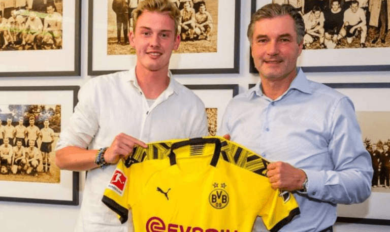 Borussia Dortmund make three big signings in the space of 24 hours Borussia Dortmund make three big signings in the space of 24 hours