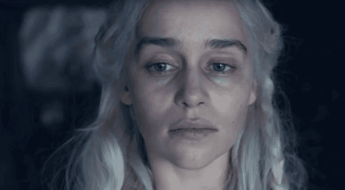 Emilia Clarke explains Daenerys’ decision and how the hints were always there Emilia Clarke explains Daenerys’ decision and how the hints were always there