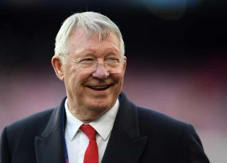 Alex Ferguson gave a very strange reason for not signing Jordan Henderson in his autobiography Alex Ferguson gave a very strange reason for not signing Jordan Henderson in his autobiography