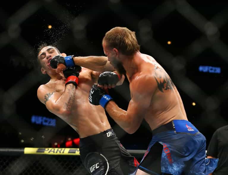 Decision to blow nose proves costly as Donald Cerrone loses classic to Tony Ferguson Decision to blow nose proves costly as Donald Cerrone loses classic to Tony Ferguson