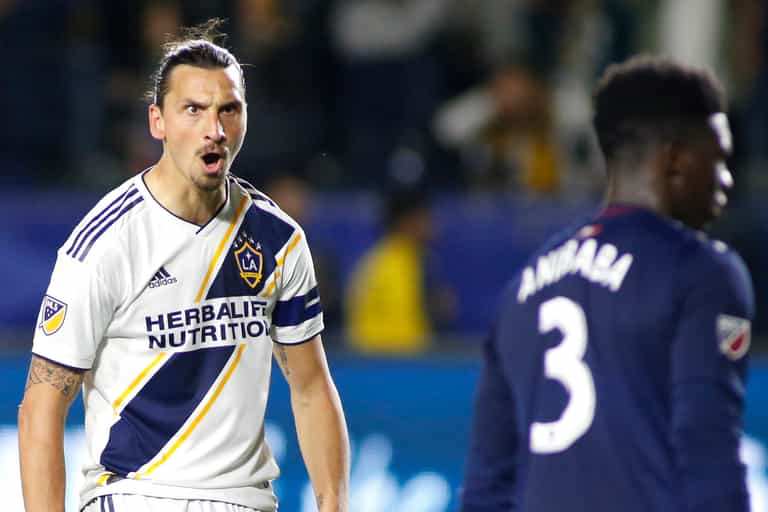 Zlatan Ibrahimovic scores with (another) ridiculous bicycle kick Zlatan Ibrahimovic scores with (another) ridiculous bicycle kick