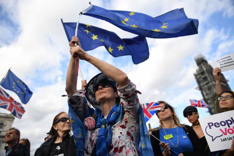Leave and Remain supporters clash outside Westminster Leave and Remain supporters clash outside Westminster