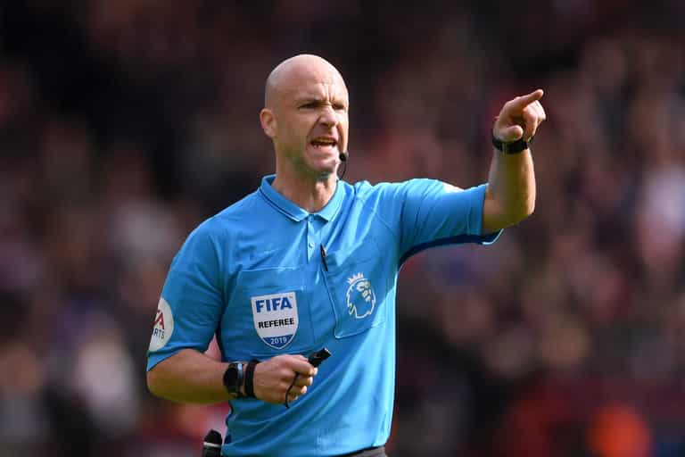 Stopping reoffending by teaching prisoners to referee Stopping reoffending by teaching prisoners to referee