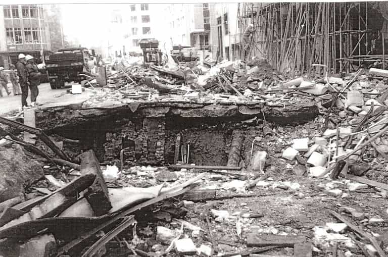 Former boxer Nigel Travis on surviving the Bishopsgate bombing Former boxer Nigel Travis on surviving the Bishopsgate bombing