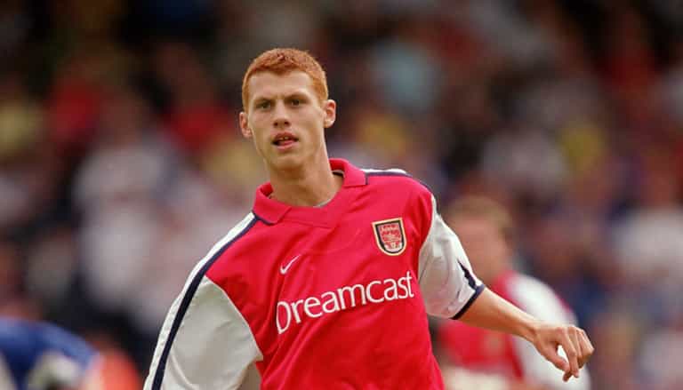 Ex-pros on how to stay grounded as a youth footballer Ex-pros on how to stay grounded as a youth footballer