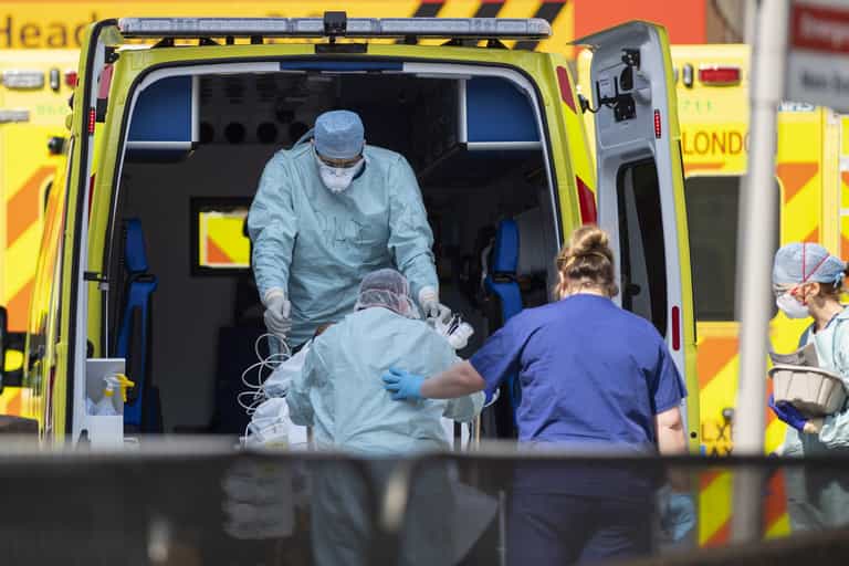 Former public health director condemns government’s handling of COVID-19 crisis Former public health director condemns government’s handling of COVID-19 crisis